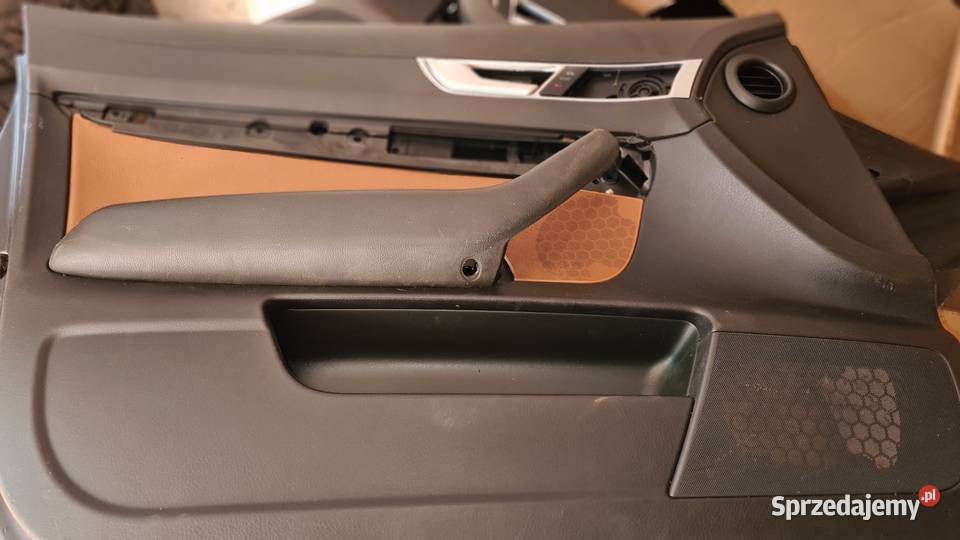Boczki audi a6 c6 brązowa skóra osobowe Strzyżów