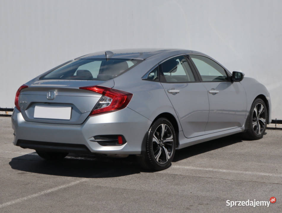 Honda Civic 15 VTEC Lublin