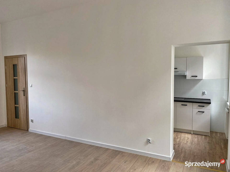 Kawalerka na wynajem Zabrze Piętro 2