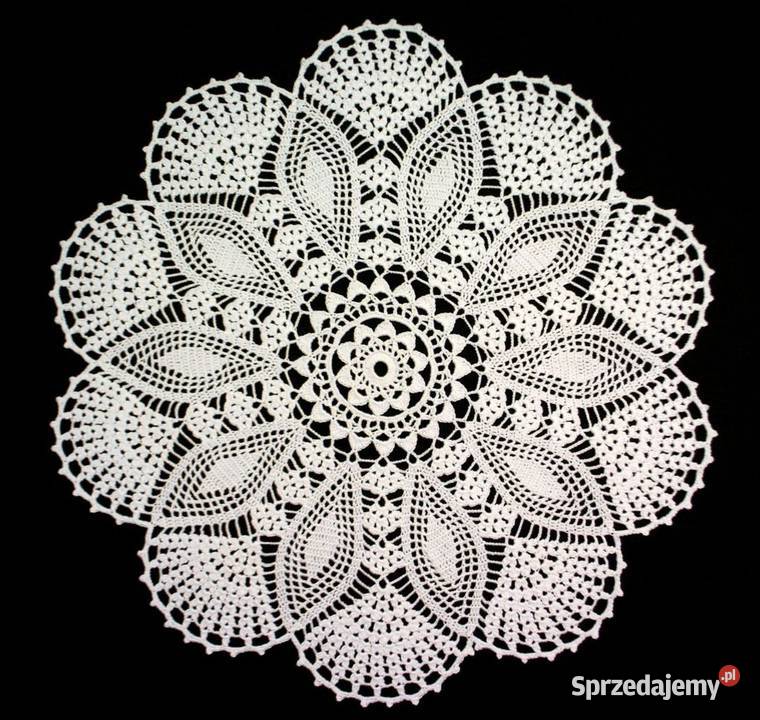 Serwetka szydełkowa 46 S157 Obrusy i serwety