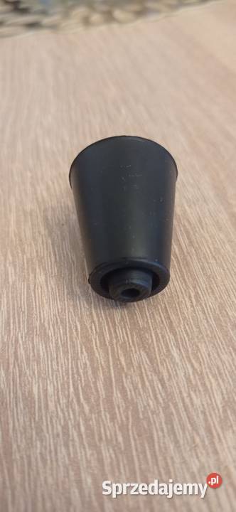 Odbojnik klapy bagażnika Mazda 3 sedan 2013r Jawor