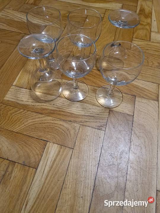 Kieliszek przeźroczysty nowy Ceramika i szkło pomorskie sprzedam