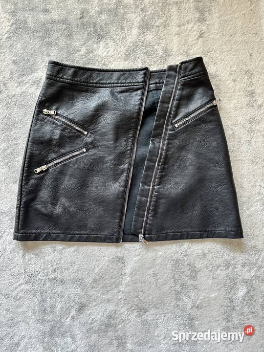 Czarna spódnica ze skóry ekologicznej Gdańsk