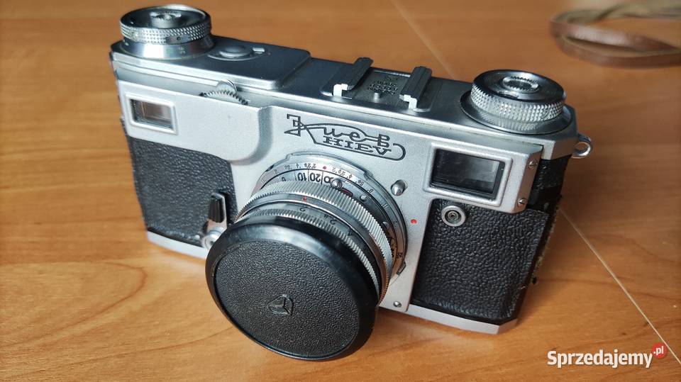 Aparat fotograficzny Kiev i obiektyw Jupiter 8M Szałsza