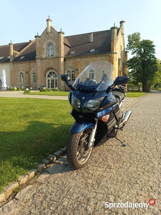 Yamaha FJR 1300 czterosuwowy