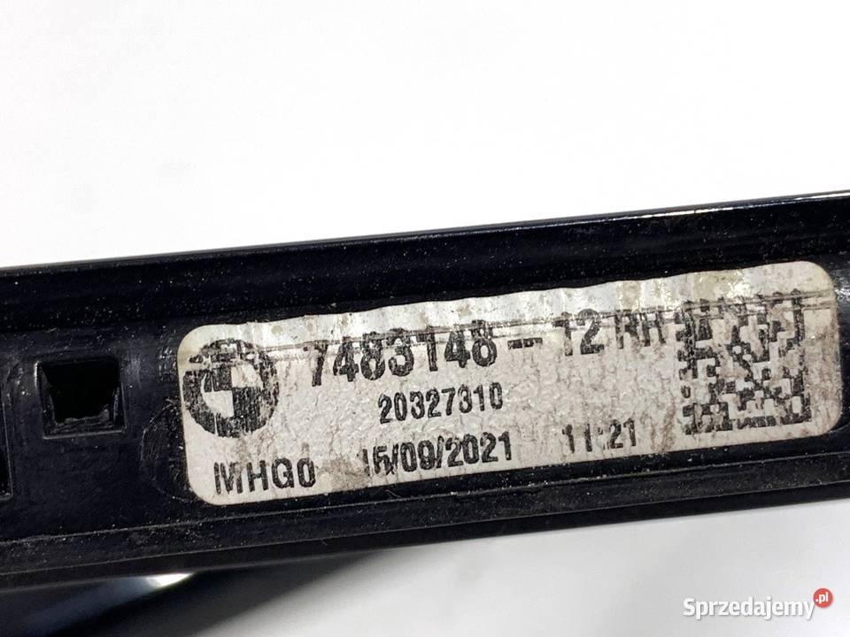 LISTWA ZGARNIAJĄCA PRZÓD PRAWY BMW F44