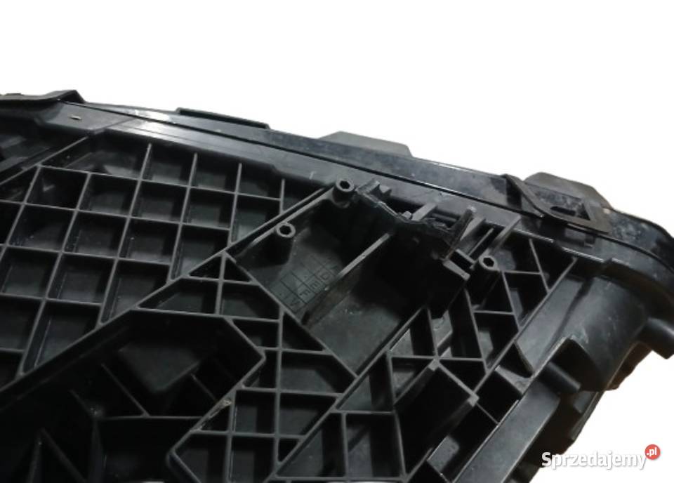 MERCEDES B W247 LAMPA PRZÓD PRAWA FULL LED Drezdenko