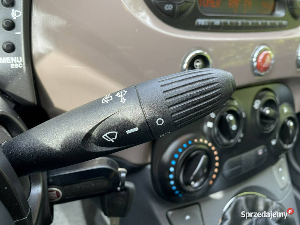 Fiat 500 MANUAL ZADBANY Niski oryginalny podgrzewane fotele wielkopolskie Poznań sprzedam