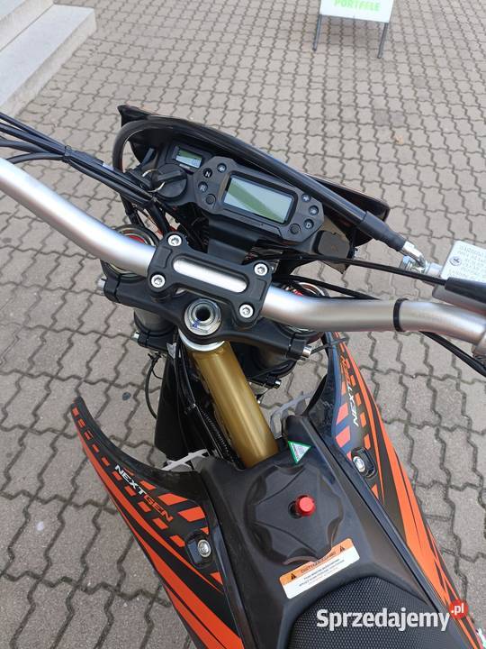 Sprzedam mtocykl CROSS ASIX CRS 300 XB88 300