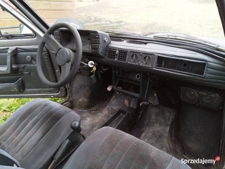 Sprzedam Fiat 126p w całości na części Olchowiec