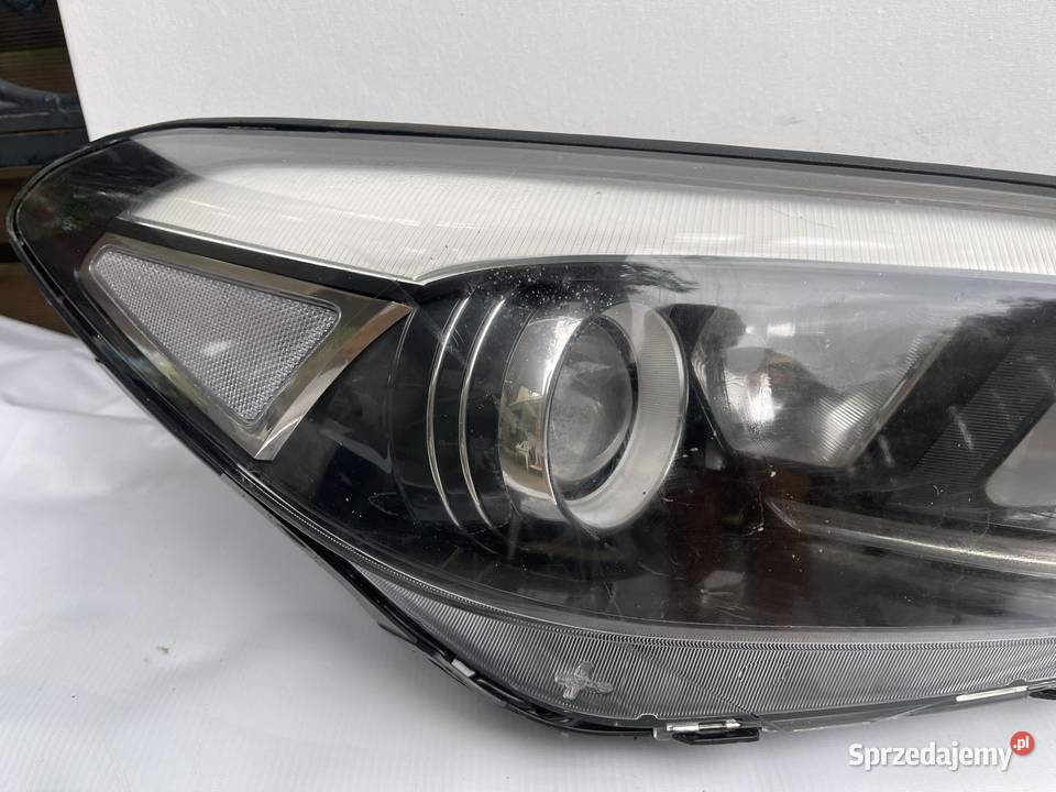 HYUNDAI TUCSON 2 PRAWA LAMPA PRZÓD wielkopolskie Ostroróg