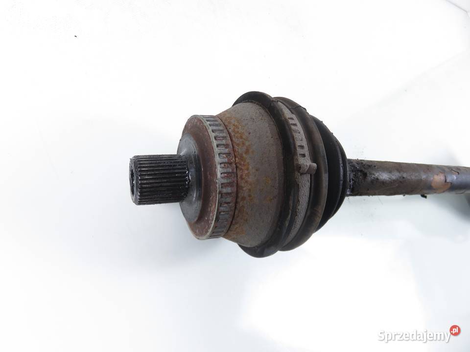 PÓŁOŚ LEWA PRZEDNIA VW PASSAT B5 19 TDI Części samochodowe