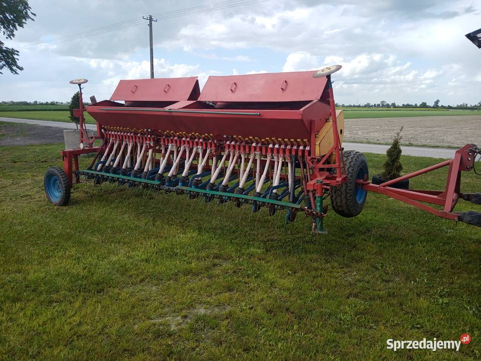 Sprzedam Siewnik zbożowy nieuszkodzony Oporów