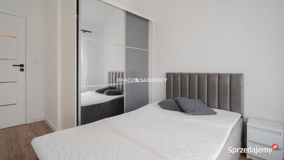 Mieszkanie sprzedam 8798m2 5 pokojowe Kraków 17037zł/m2 małopolskie