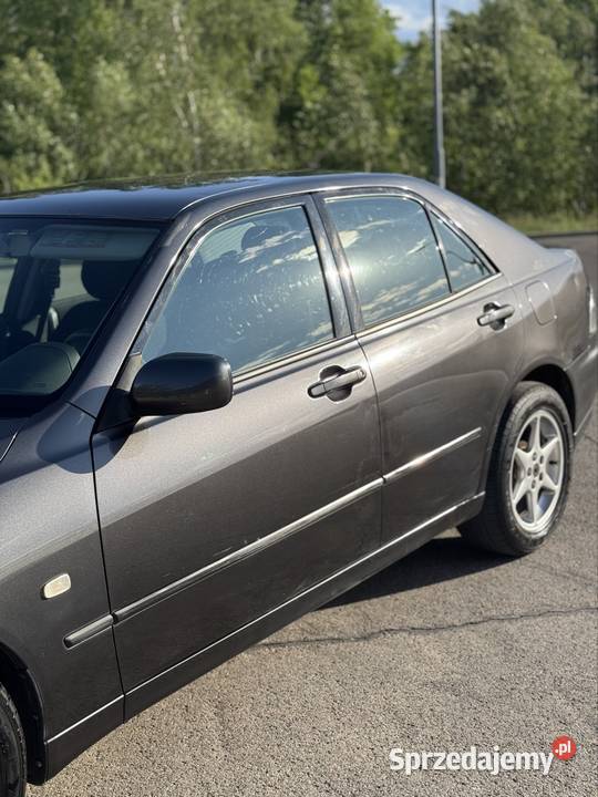 LEXUS IS200 klima w oryginalnym lakierze Skarżysko-Kamienna
