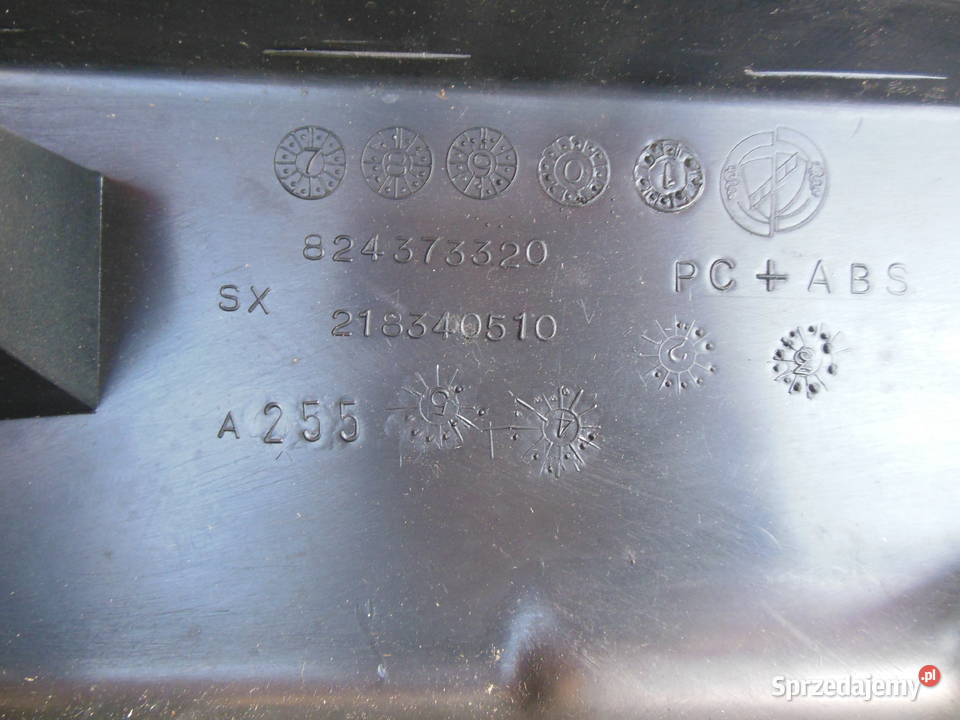 LISTWA ZEWNĘTRZNA 82437332 FIAT CROMA LANCIA Kozy