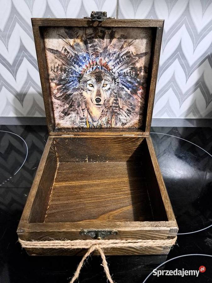 Pudełko drewniane z wilkiem decoupage handmade Kędzierzyn-Koźle