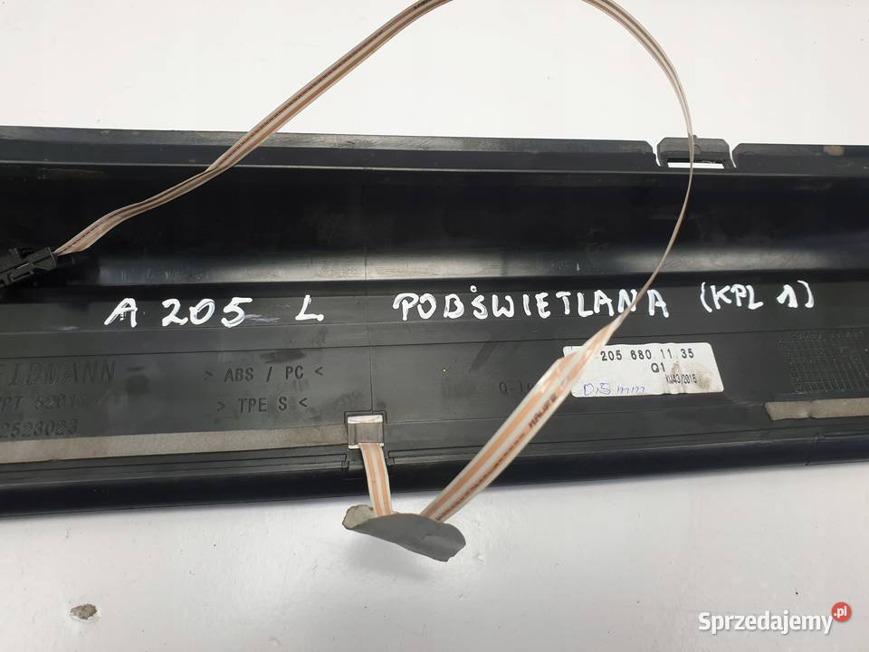 Mercedes A205 W205 NAKŁADKA PROGOWA listwa Kpl Rudka
