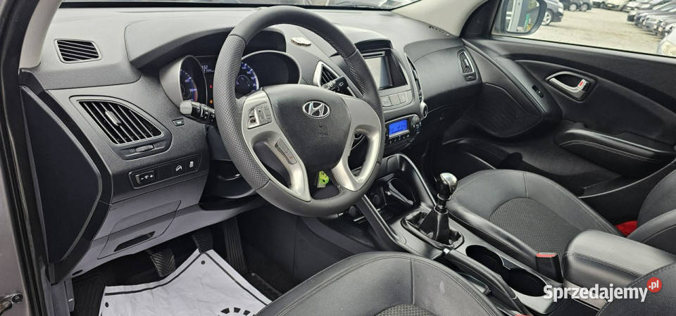 Hyundai ix35 Salon Przebieg 102 BENZYNA HAK dolnośląskie Świdnica