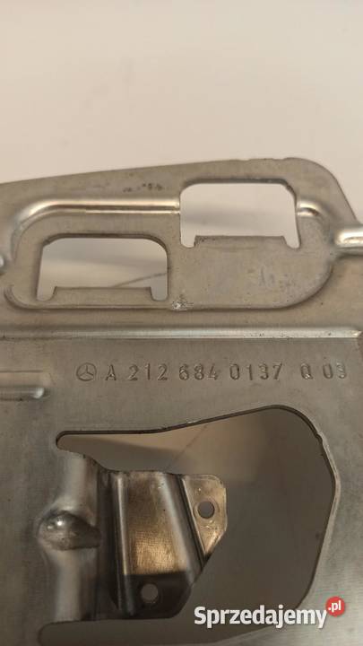 MERCEDES W212 PŁYTA MOCOWANIE A2126840137