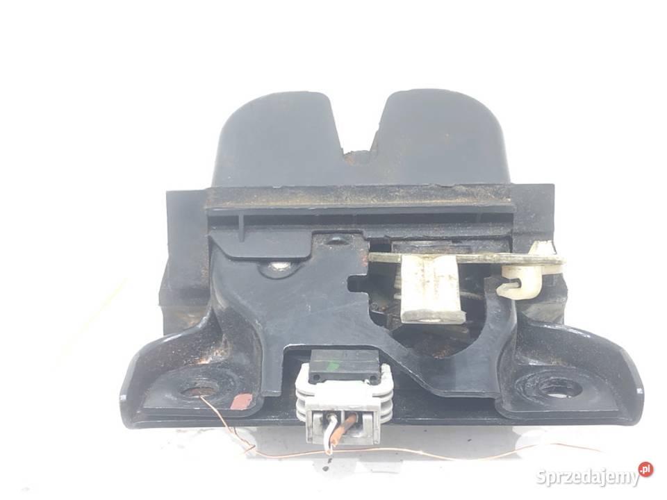 ZAMEK KLAPY TYŁ AUDI A3 8L Hatchback 8L0827520C podkarpackie