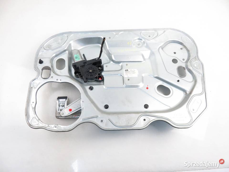 PODNOŚNIK SZYBY PRAWY PRZEDNI C 7M51R045H16A