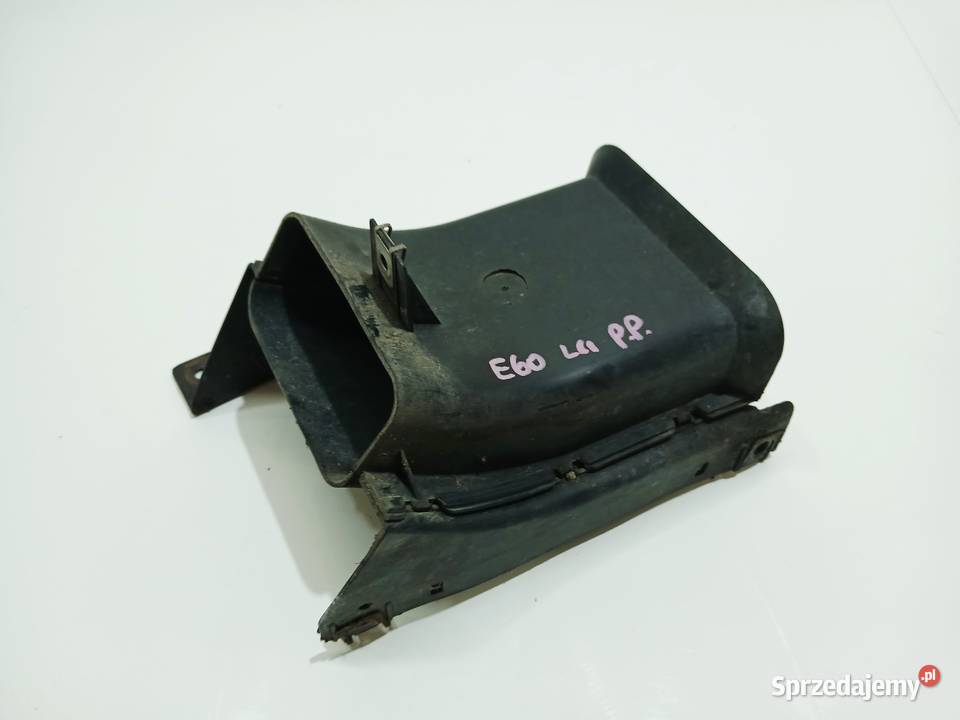 KANAŁ POWIETRZA PRAWY BMW E60 E61 LIFT 7039132 Strzyżewice