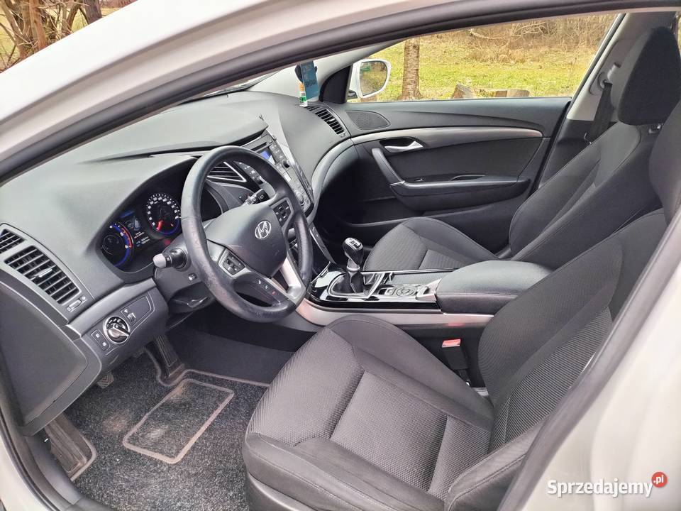 Hyundai i40 17crdi 116 Niegowić sprzedam