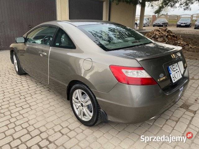 Honda Civic VIII coupe 18 16v 160 Białystok