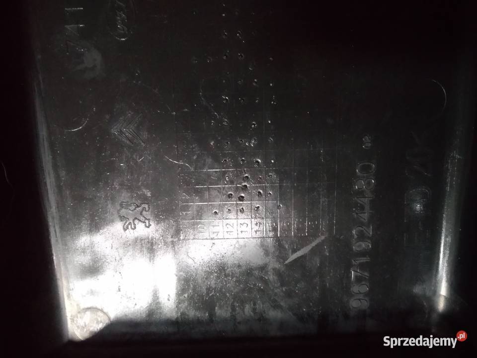 OBUDOWA SKRZYNKI 9671924480 CITROEN PEUGEOT Części montażowe Wadowice