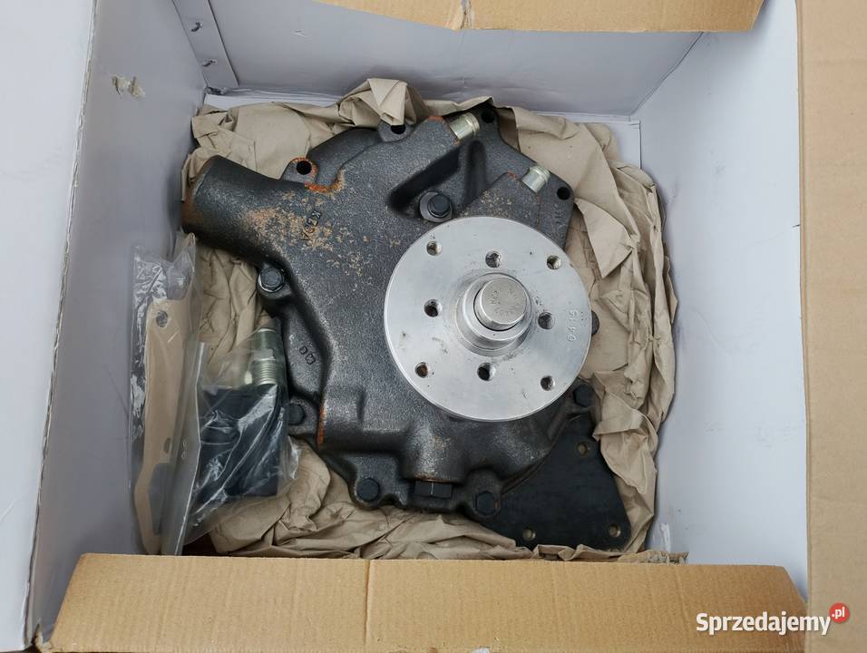 Sprzedam pompę wody John Deere serii 3 Pompy wody Boreczek