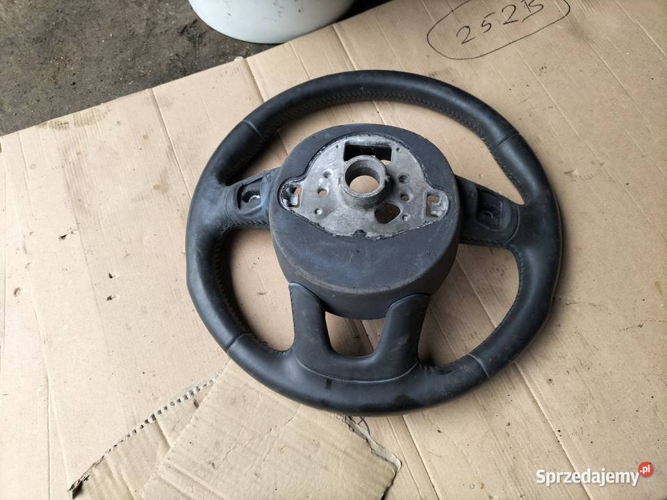 AUDI Q3 8U 8U0124B KIEROWNICA Kamień-Kolonia