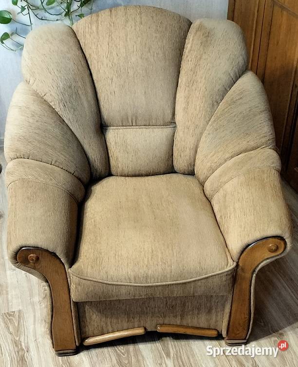 Dwa fotele wypoczynkowe kolor beżowy drewno Pozostałe Janowiec Wielkopolski