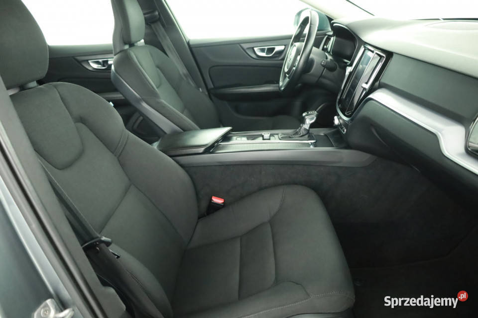 Volvo V60 D3 20 pełny VAT