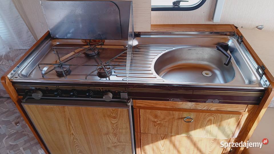 Przyczepa kempingowa campingowa kemping DOMEK Międzybrodzie Bialskie