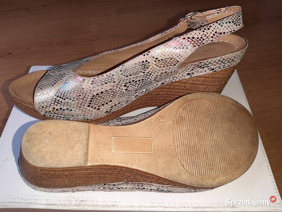 Sandały buty na koturnie skóra Lasocki r40 Sandały i klapki Obuwie Rawicz