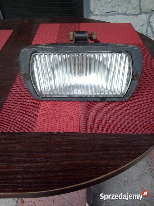 Halogen Polonez Fiat 125p PRL obudowa metal Ostrów Wielkopolski