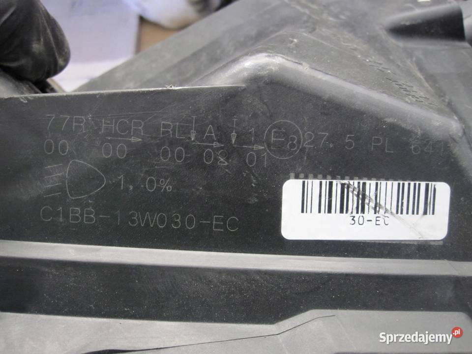 FORD FIESTA MK7 VII LIFT lampa lewa przód świętokrzyskie