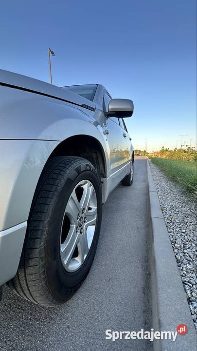 Suzuki Grand Vitara 19 DDiS 2006 Diesel Hak nawigacja