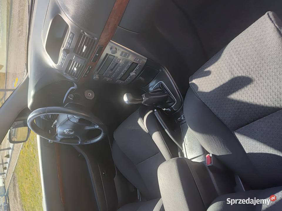 Toyota Avensis 18 benzyna śląskie Blachownia