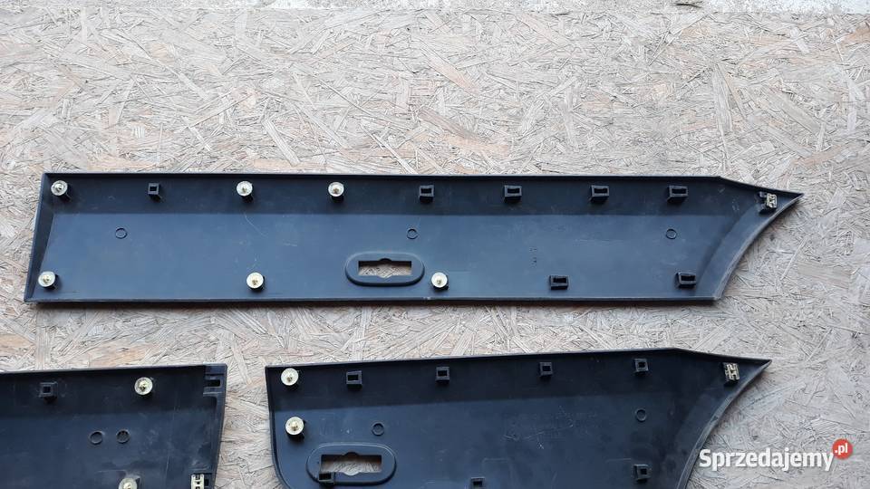 MERCEDES 906 SPRINTER LISTWA BOCZNA PRAWA listwy boczne Międzychód