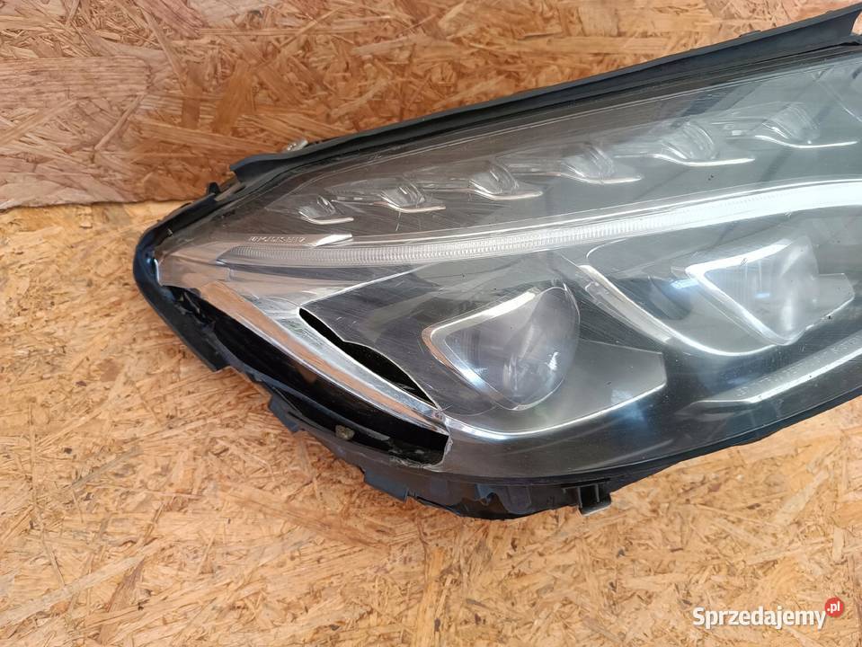 LAMPA PRAWY PRZÓD REFLEKTOR EU A2059068002 Nowy Tomyśl