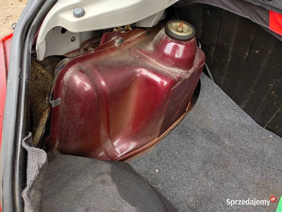 Mazda 121 13 benzyna 1299cm3 sprzedam