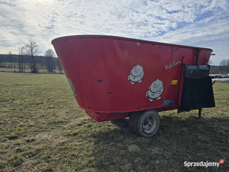 Wóz paszowy PEECON VMW 130 2016 r 13 m3 niski Włosty