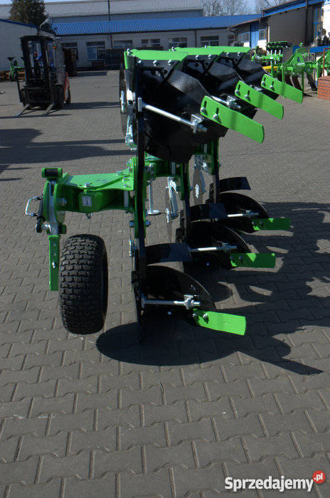 Pług pługi obracalne BOMET nieuszkodzony Rogóźno
