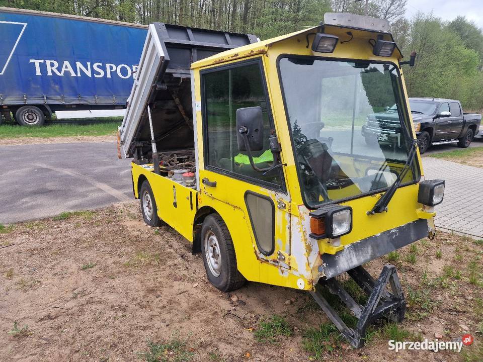 Pojazd komunalny PIETSCH z pługiem do śniegu Ruda