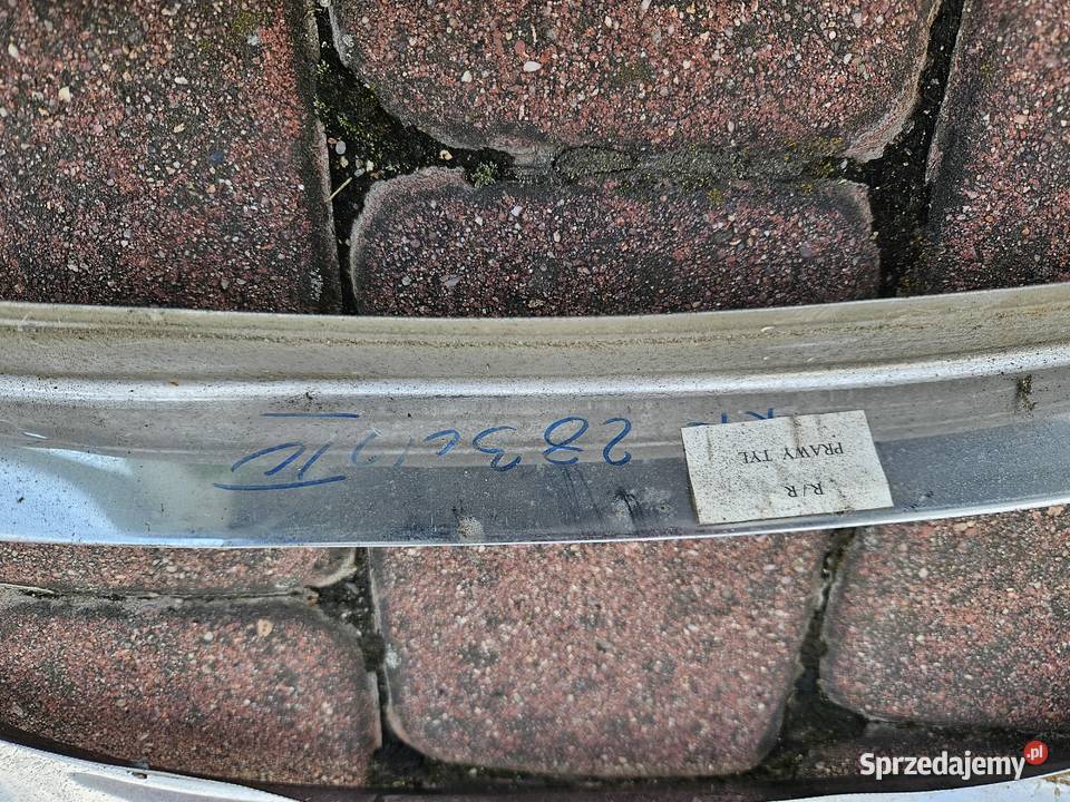 mercedes listwy na kokpit i nadkola Oleśnica sprzedam