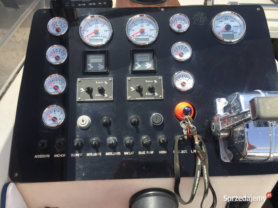 Jacht motorowy kabinowy motorówka Black Shadow małopolskie Limanowa