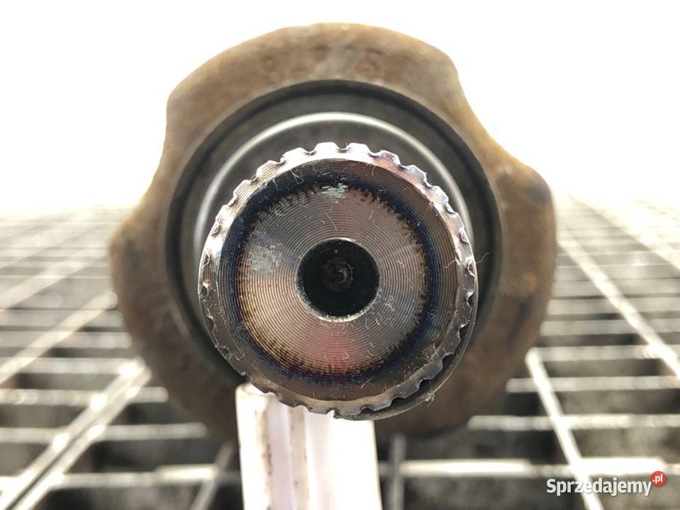 PÓŁOŚ LEWA RENAULT SCENIC III 14 131 PRZEGUB