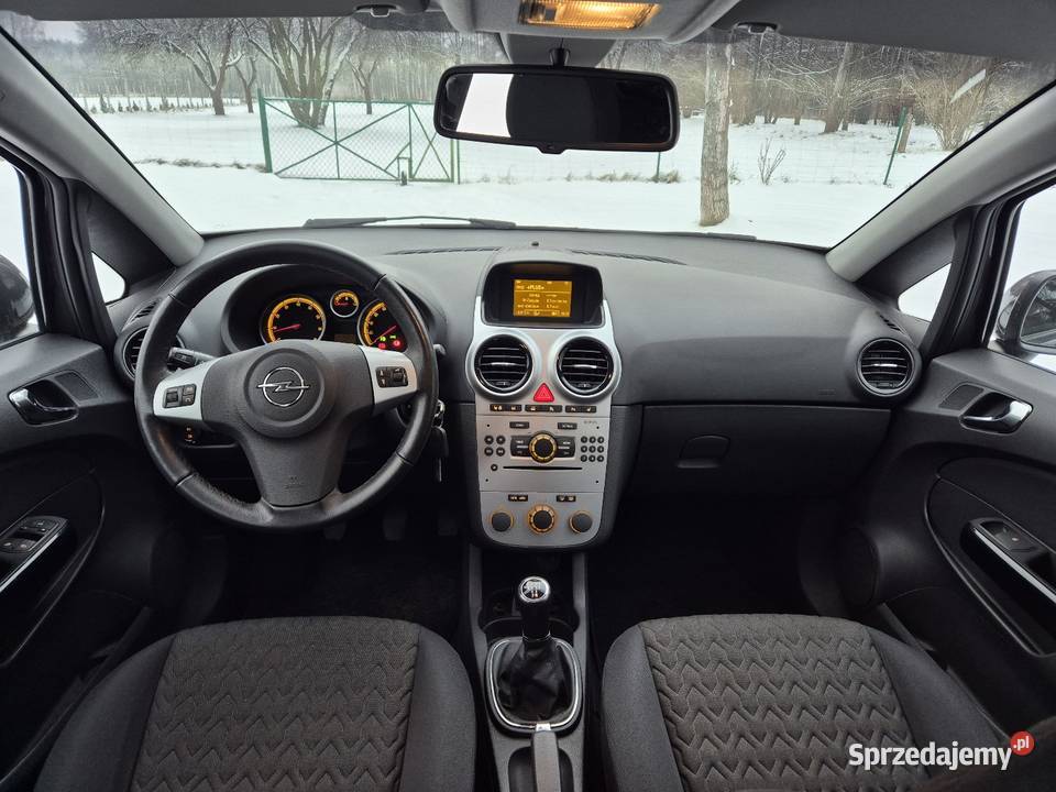 Opel Corsa 14 Active Model 2014 Sprowadzona światła przeciwmgielne Zelów
